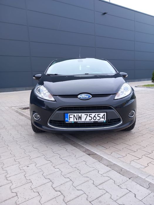 Samochód osobowy Ford Fiesta Titanium 1,25