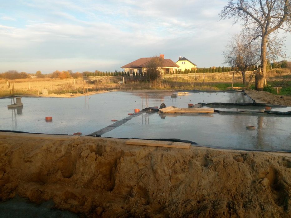 Fundamenty ,izolacje odwodnienia,odprowadzanie wody deszczowej