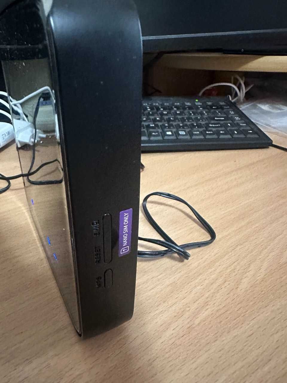 Маршрутизатор (роутер) BT 4g home hub. Торг.