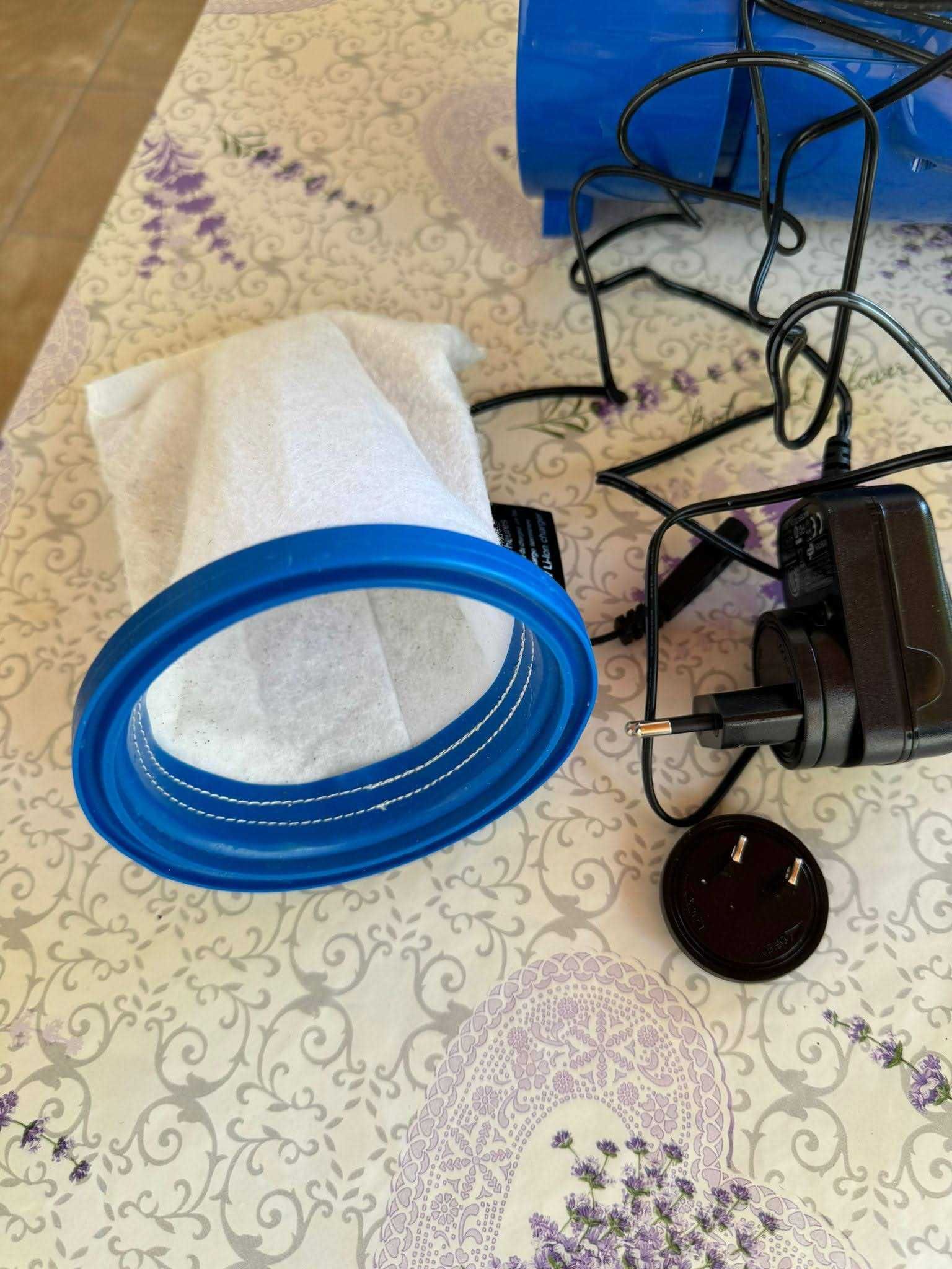 Aspirador de piscina a bateria Catfish Ultra
