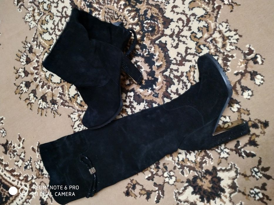 Замшеві зимові ботфорти