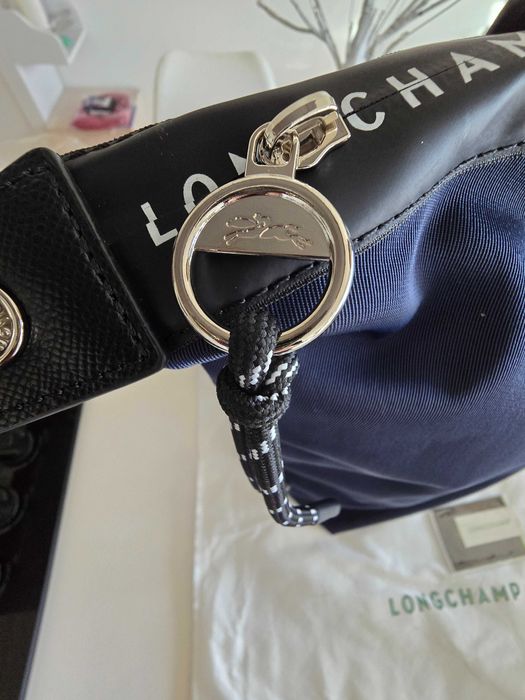 Mochila Longchamp nova. Tamanho L.