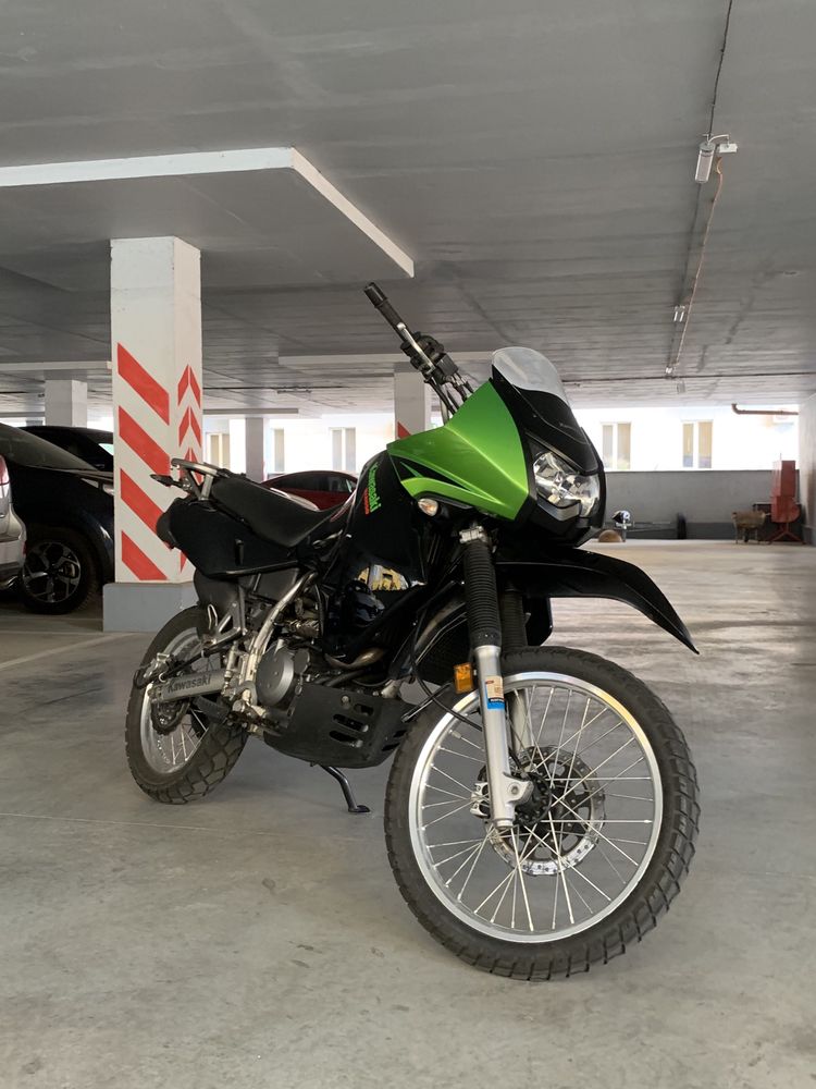 Продам Kawasaki KLR 650 2008 года выпуска, в отличном состоянии.