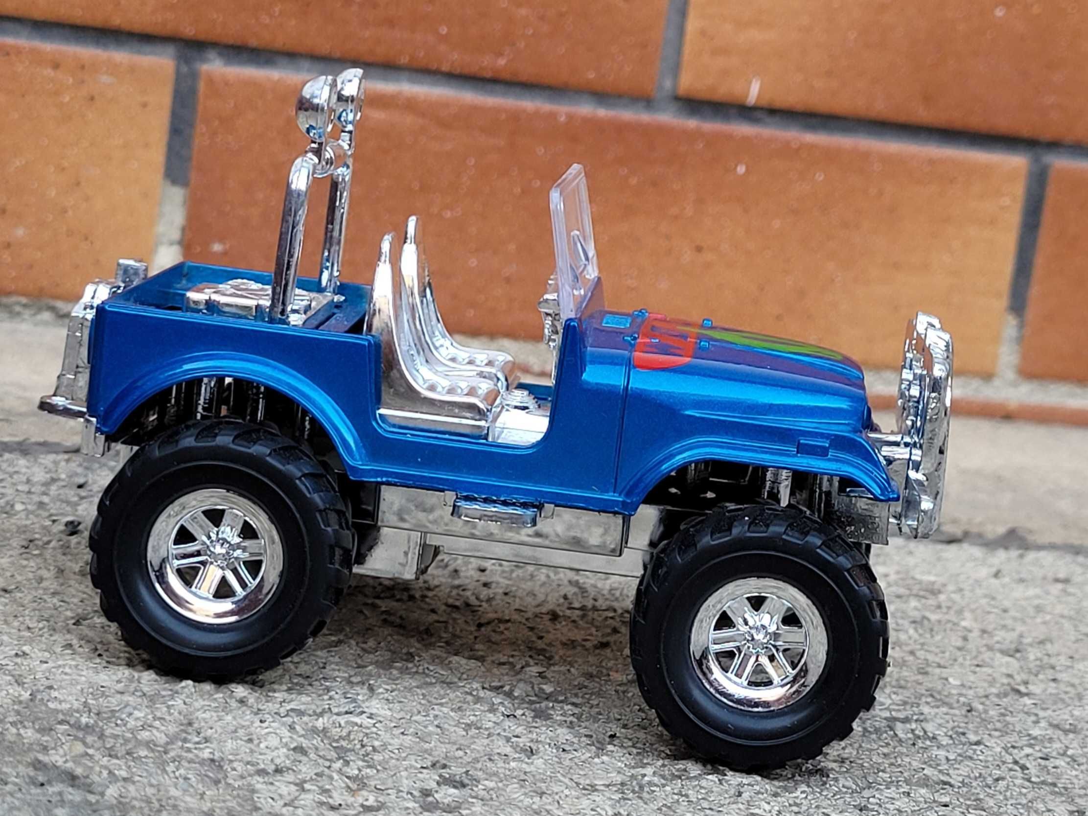 Kolekcja modeli Amerykański Pickup Jeep Wrangler  1:21 1:34