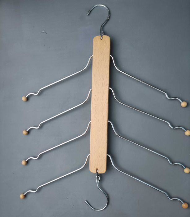 Wieszak wielowarstwowy