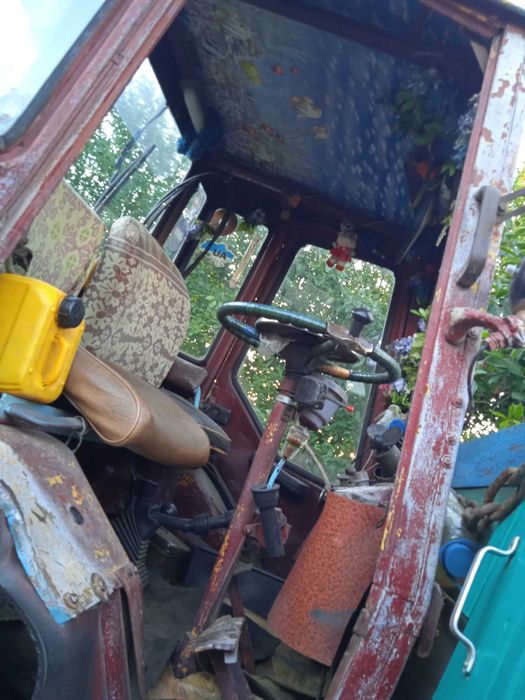 Продам трактор т-16