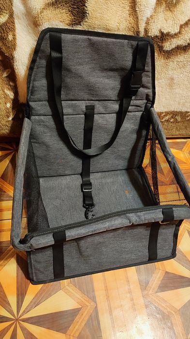 Автокресло для собаки