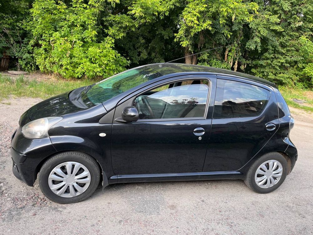 Продам Toyota aygo