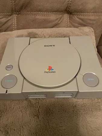 PlayStation 1 a funcionar perfeitamente