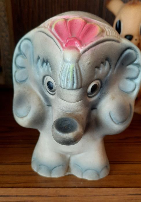 Іграшки .Резинові