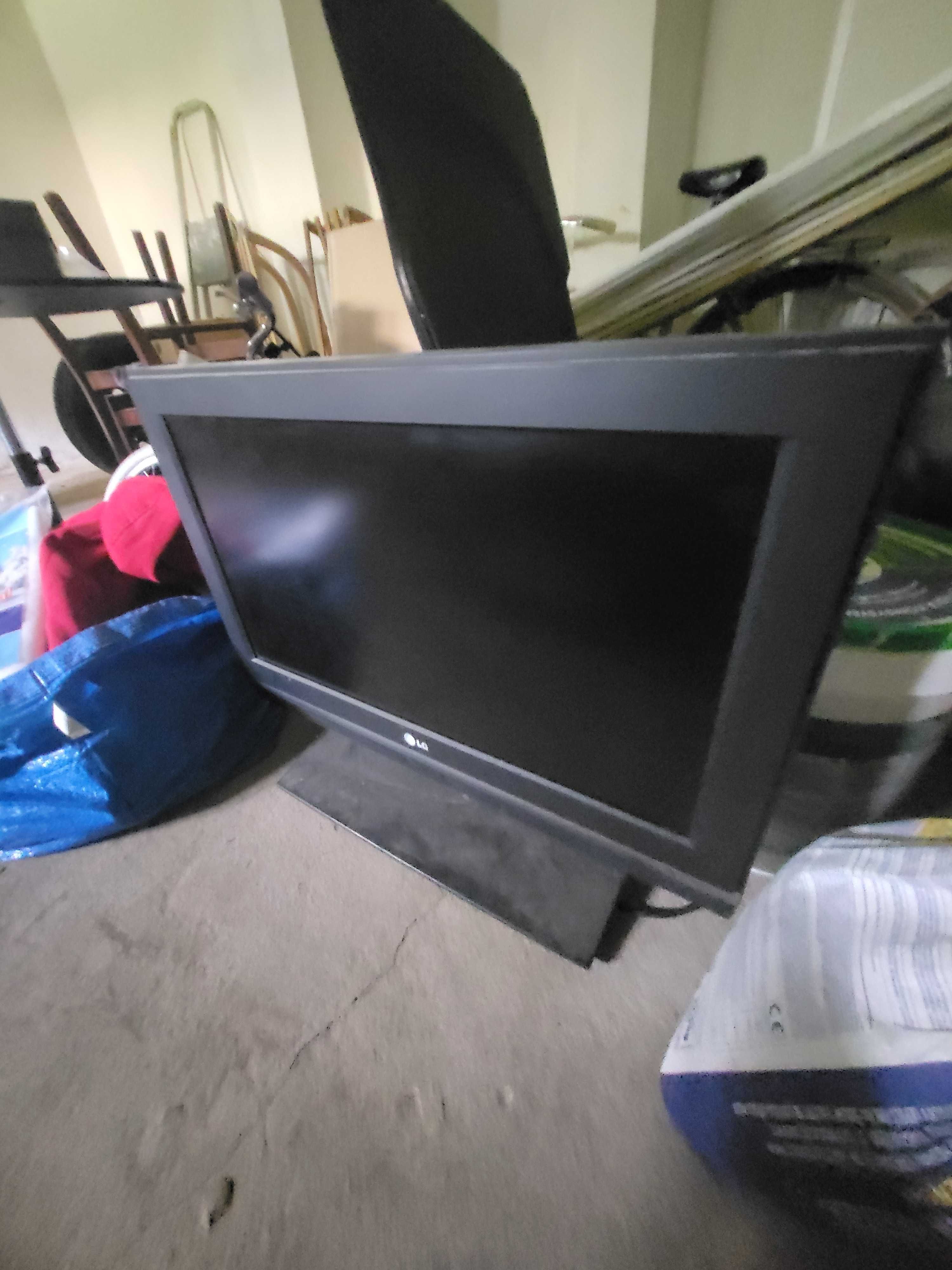 Telewizor LG stan bardzo dobry