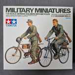 Tamiya 35240 - German Soldiers with Bicycles (1:35) V
