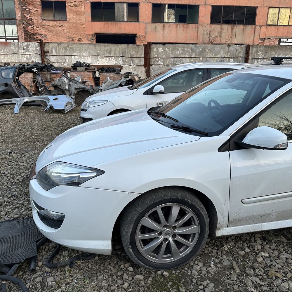 Розборка Рено Лагуна 3 запчастини авторазборка Renault Laguna III шрот