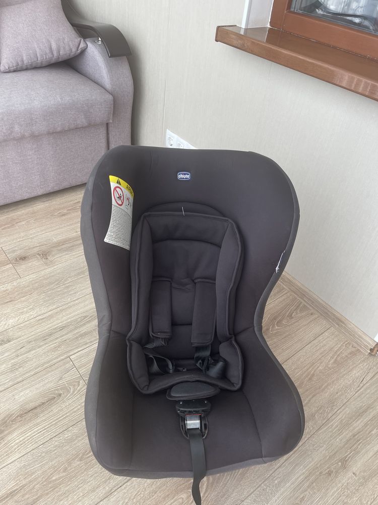 Автокрісло Chicco Cosmos 0/1 Jet Black