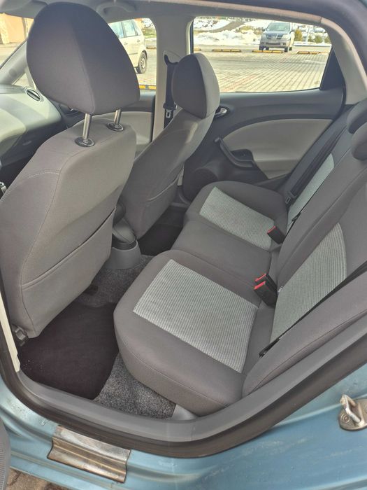 Seat Ibiza IV  bogate wyposażenie