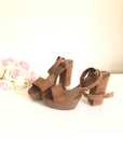 Sandálias Stradivarius 36 Camel
