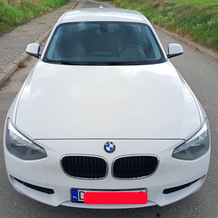 BMW Seria 1 Sprzedam ekonomiczne w użytkowaniu BMW 116i, auto zadbane i bezwypadko