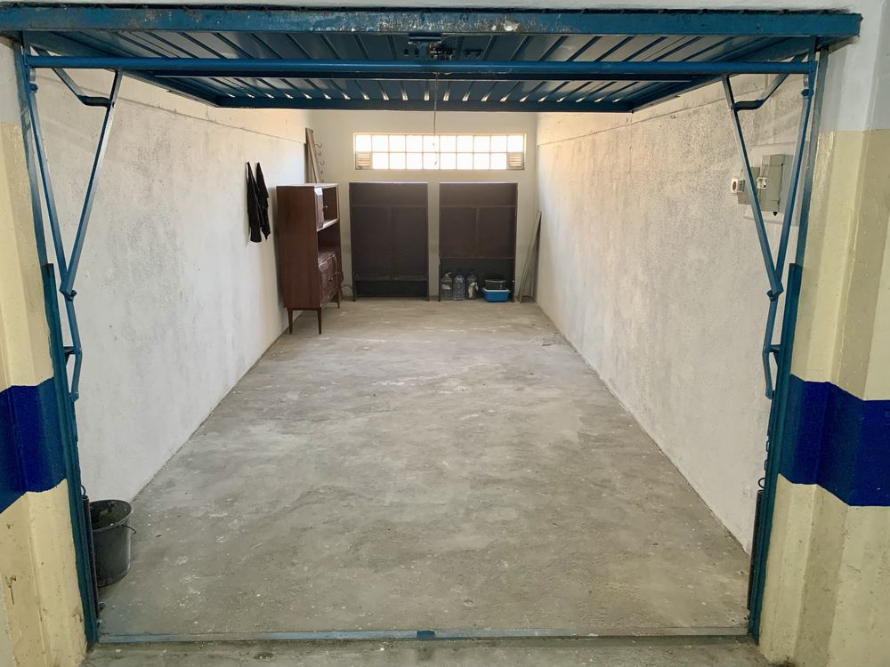 Garagem Box com luz natural
