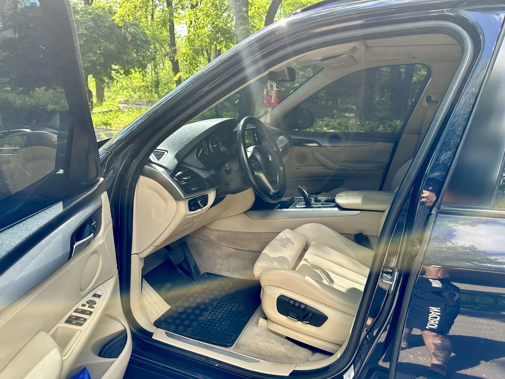 Продам Bmw X5 diesel