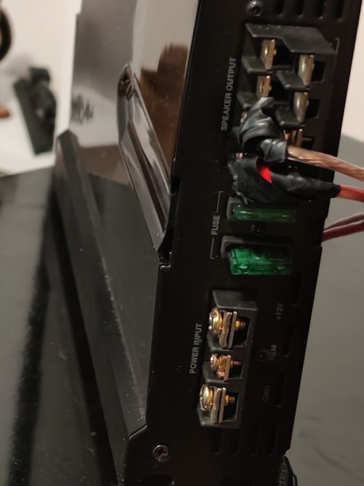 Zmaczniacz samochodowy Clarion xr2420