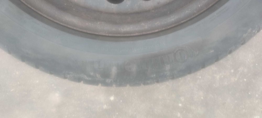 Продам колеса зимові