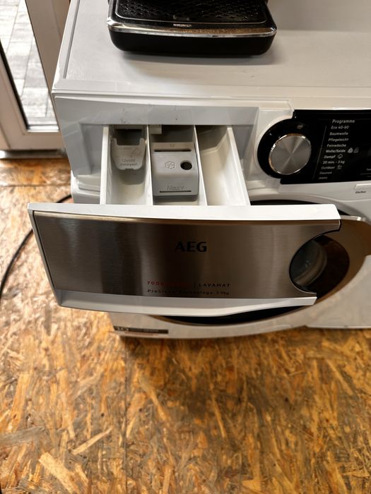 Пральна машина AEG привезена з Німеччини.