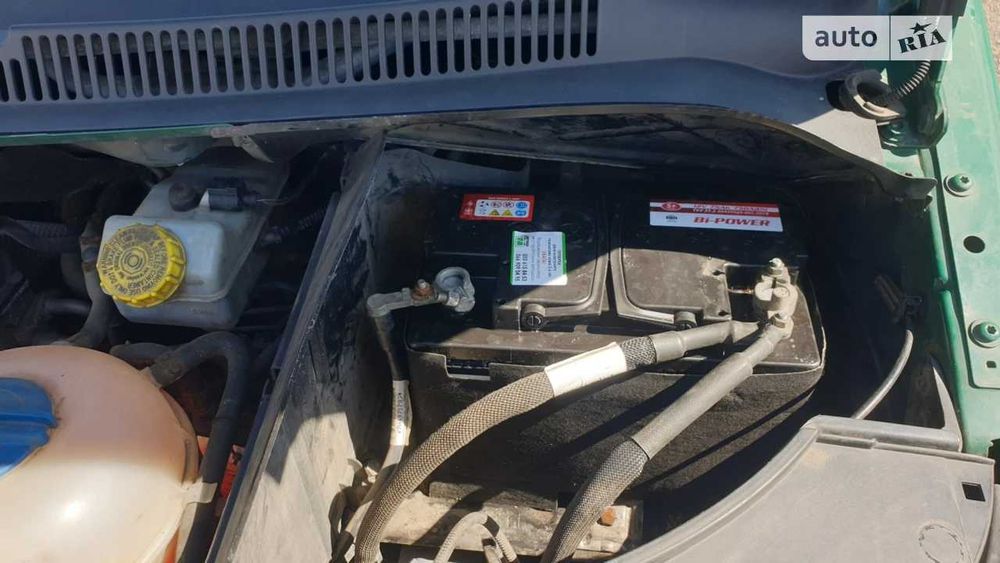 Продам VW T5 2011р. 345тис.км   2.0 TDI