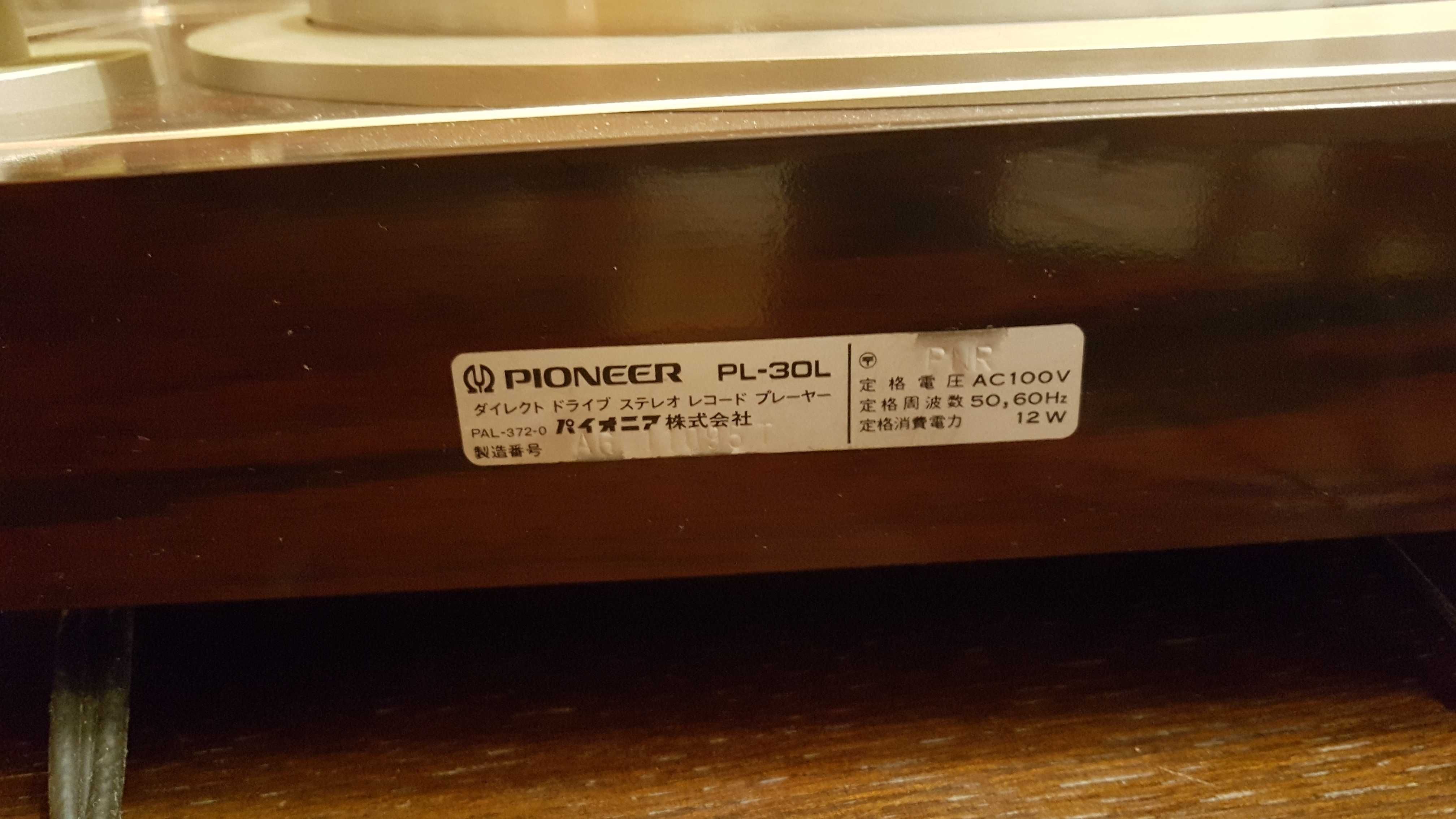Gramofon Pioneer PL-30L
