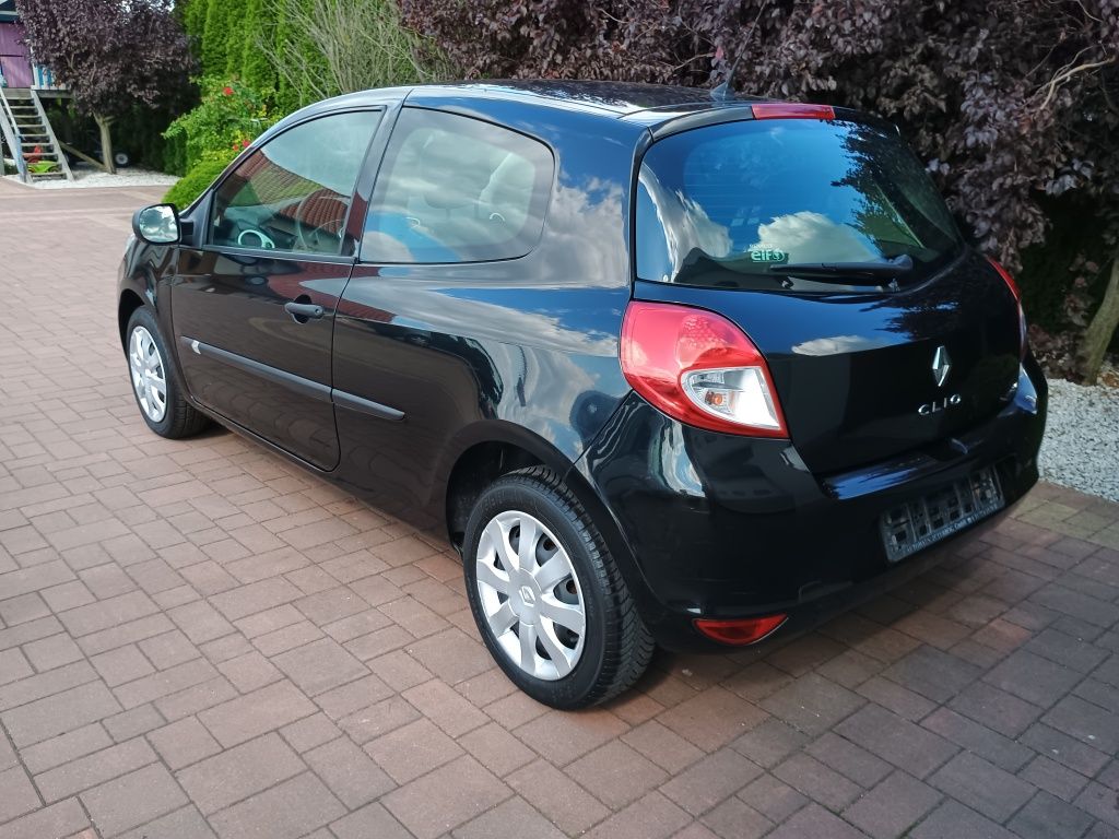Renault Clio III Lift 2012r 1,2i 75KM 150.000km BEZWYPADKOWE z Niemiec