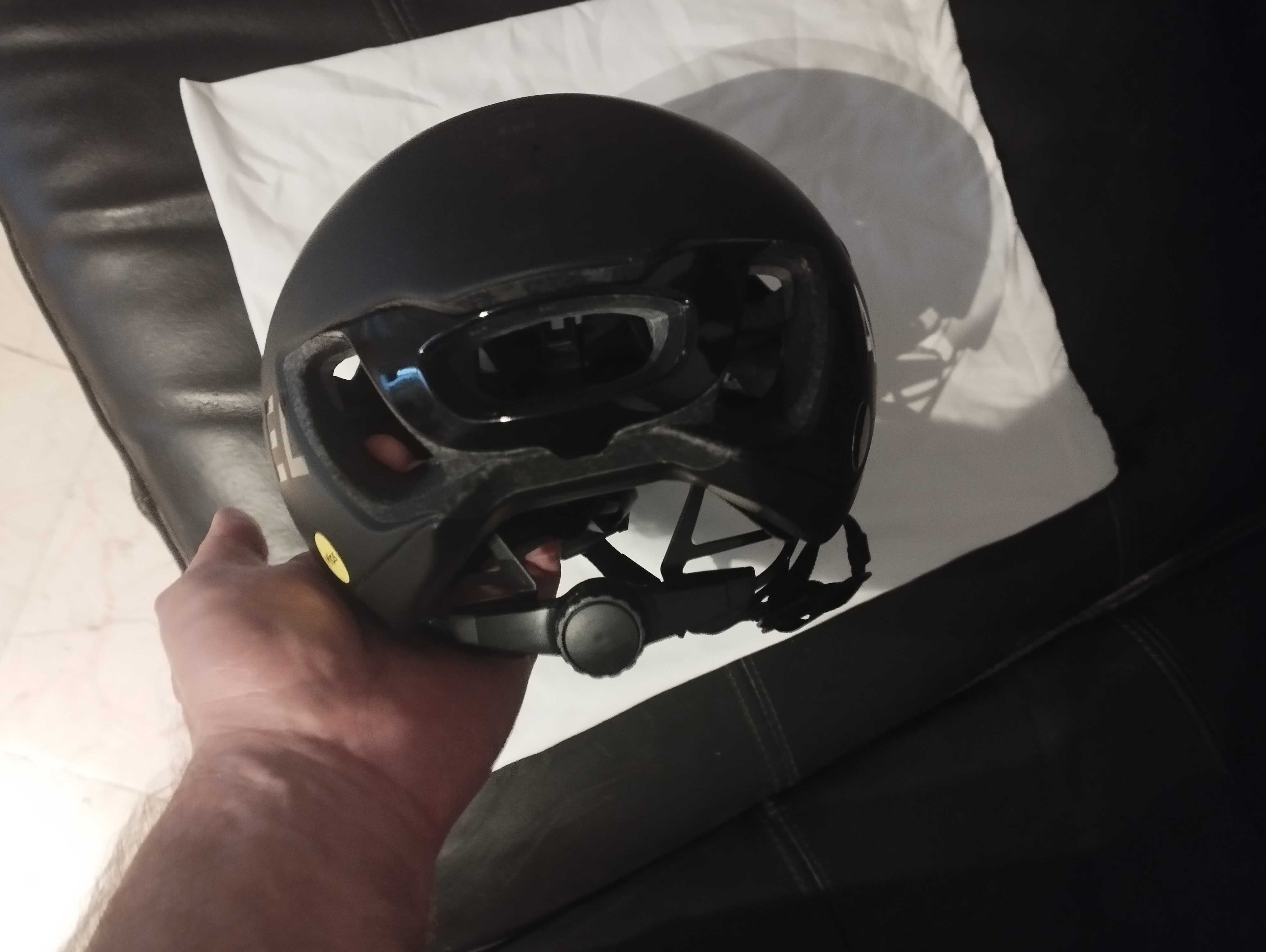 Capacete Van Rysel de Estrada Aero MIPS RCR-F preto TAMANHO-M