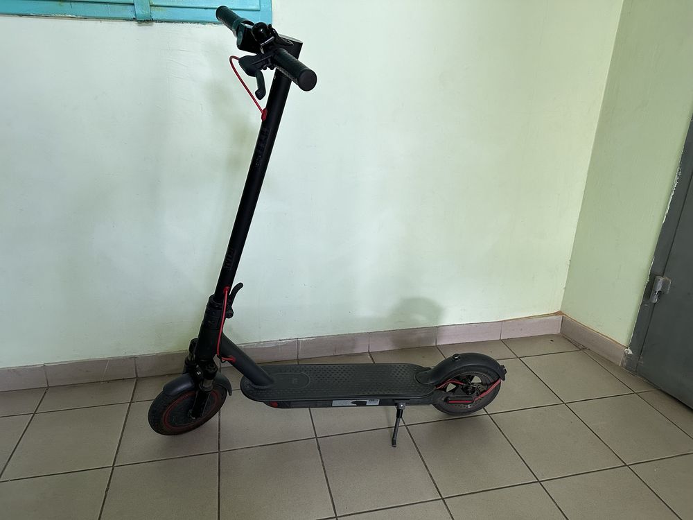 Электросамокат Xiaomi Mi Electric Scooter Pro 2 Black