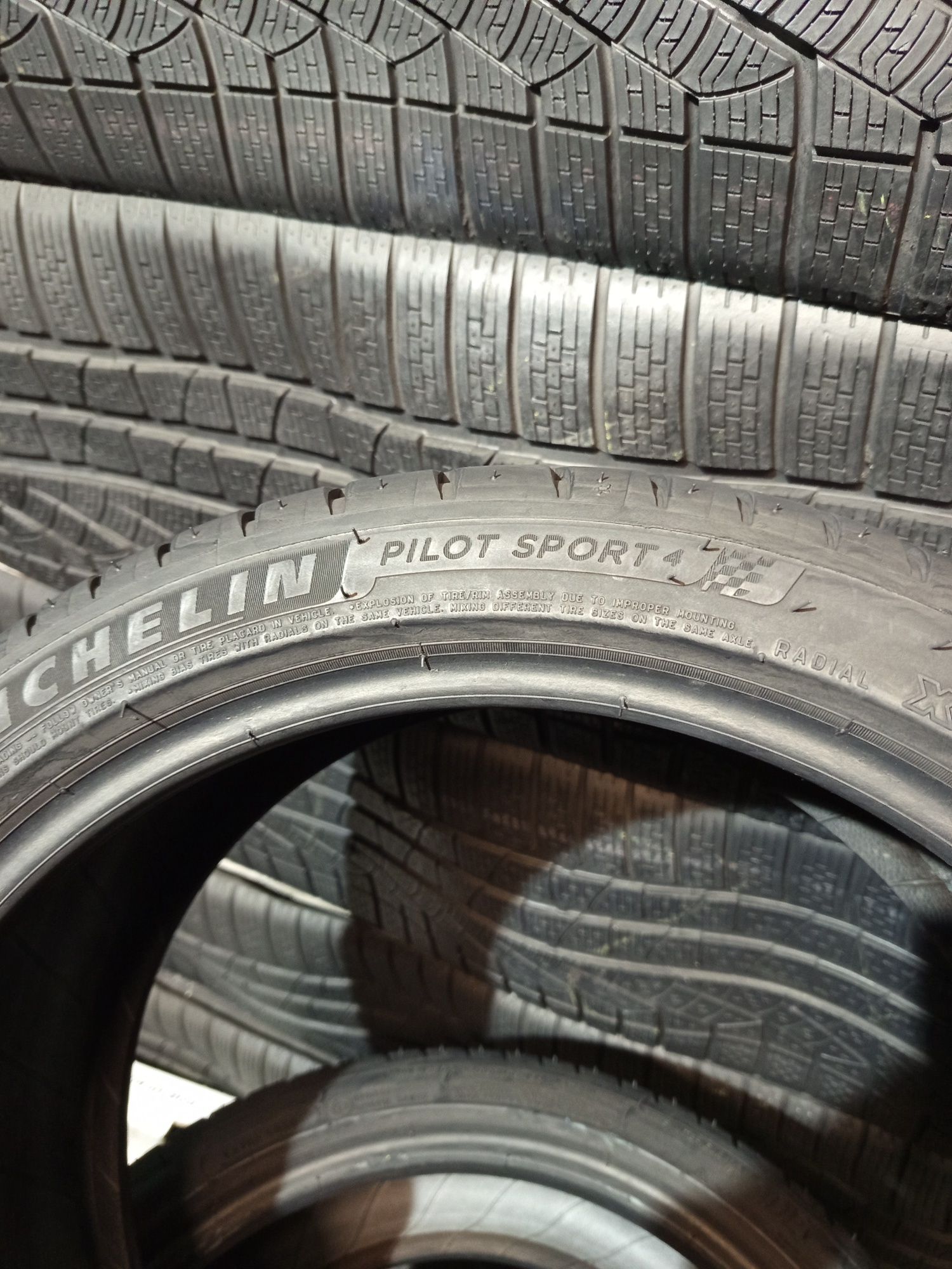 215/40R17 Michelin Pilot Sport 4