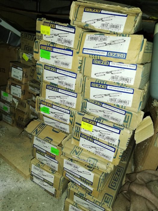 Szyna ślizgowa GEZE Boxer E-ISM, ISM, samozamykacz drzwi TS 500 EN3