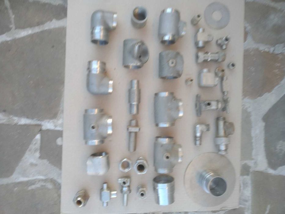 Фитинги из нержавеющей стали (сгонки, муфты, тройники, уголки)