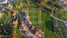 Terreno com ruína e 6.701 m² em Nogueira da Regedoura, S.M. Feira