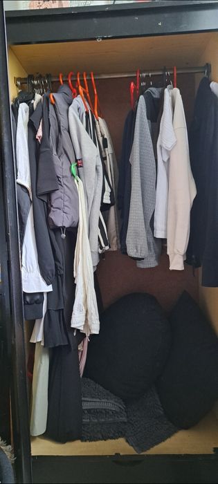 Szafy, półki oddam za darmo