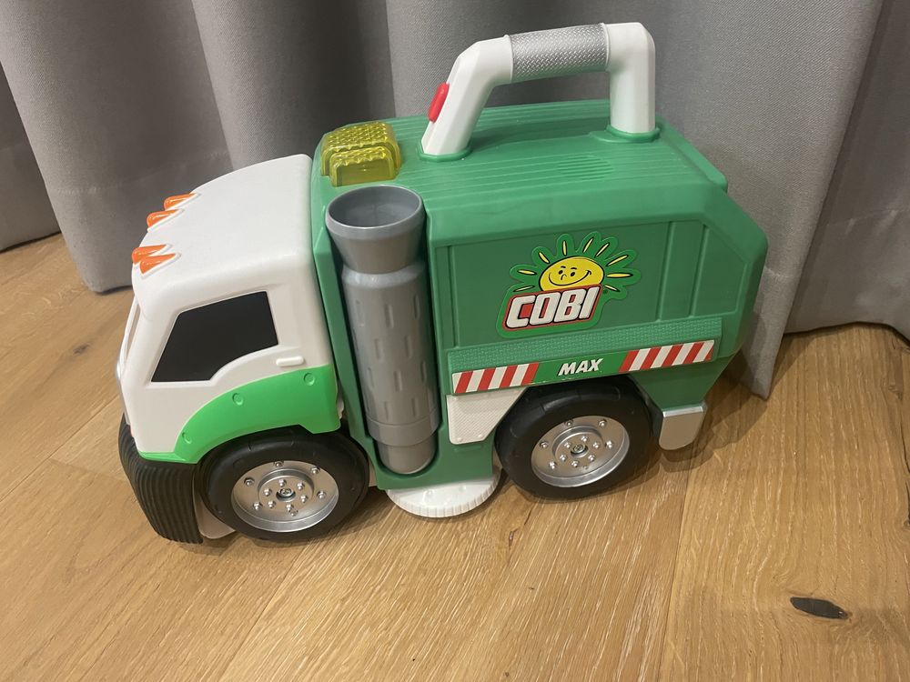 Śmieciarka Łakomczuch Cobi