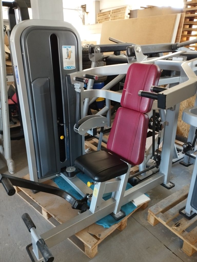 Maszyna na barki wyciskanie shoulder press Olymp Olimp