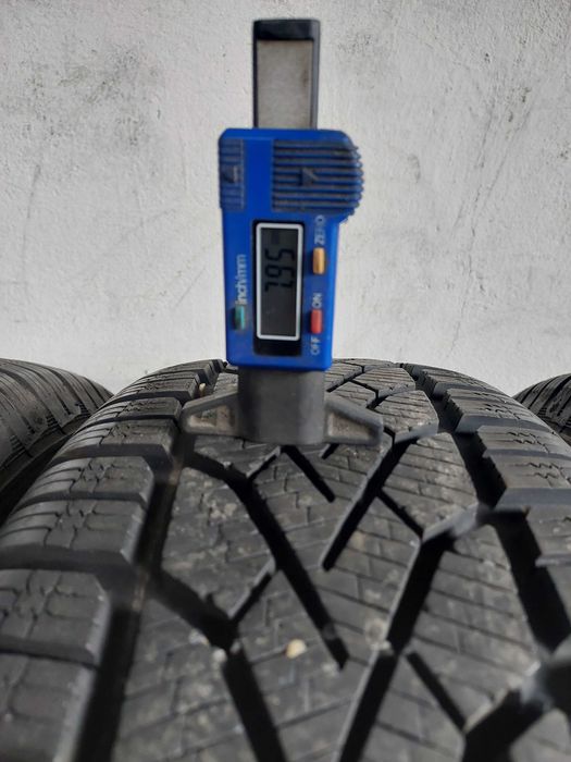 215/65/16 98H Semperit Speed-Grip 2 ZIMA 2X7,9 mm 2x7,2 mm