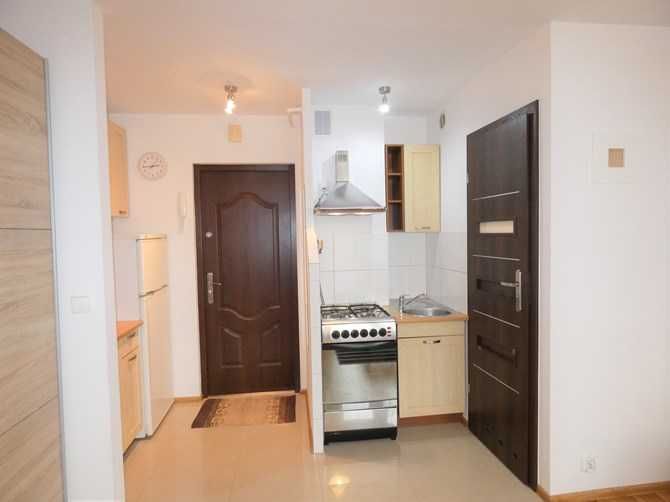 Bora-Komorowskiego 87A, kawalerka z balkonem