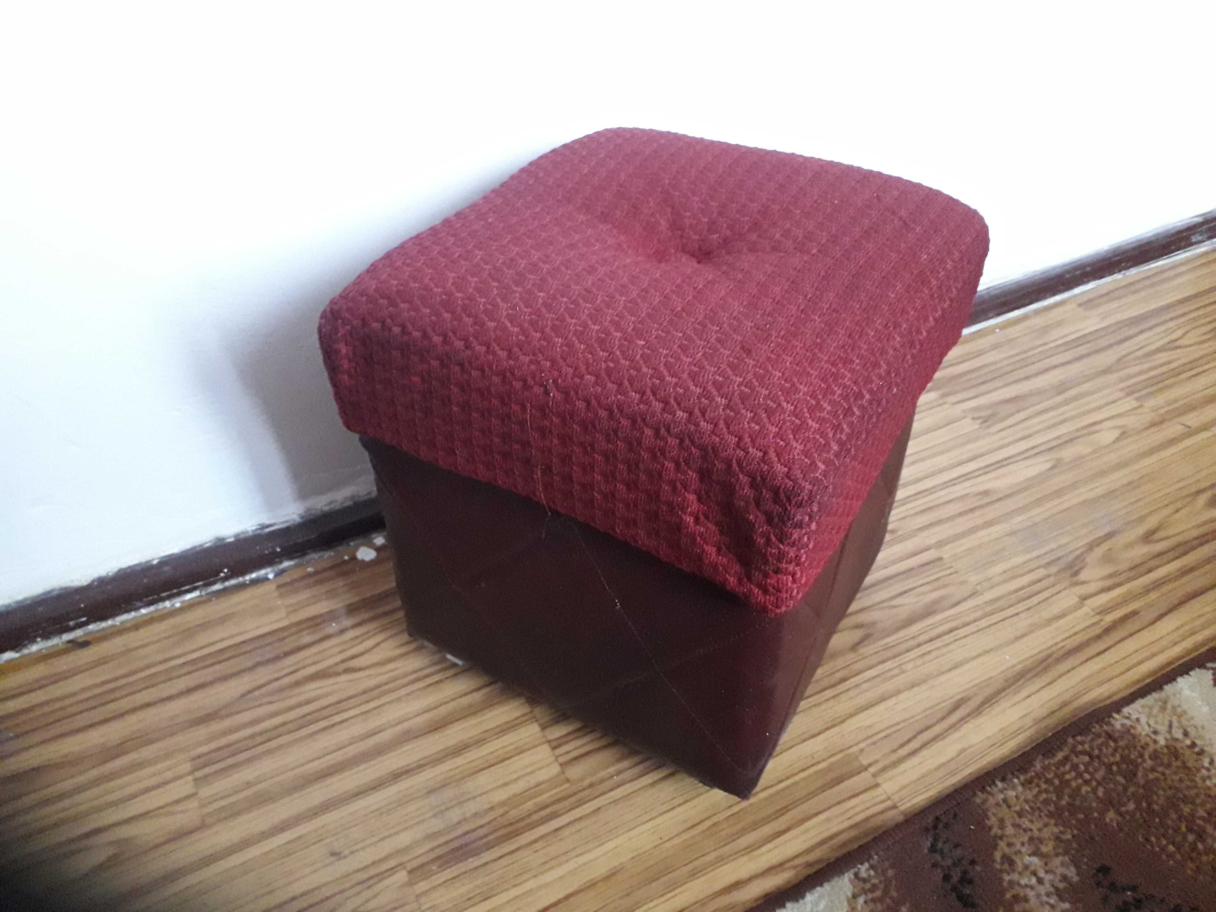 Pojemny  taboret
