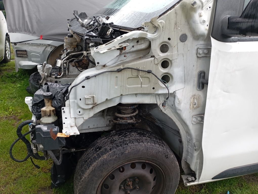 Podłużne ćwiartki Scudo Expert Jumpy lllProace Wivaro C Zafira D