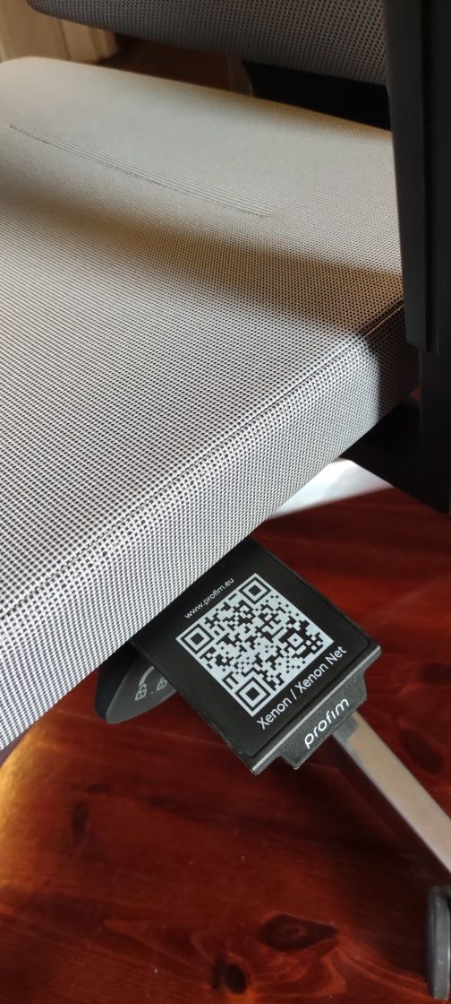 Fotel biurowy Profim Xenon Net 111SFL