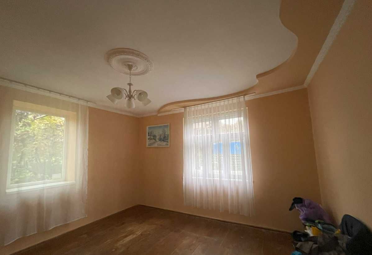 Продаж затишного будинку в мальовничому селищі Ірлява