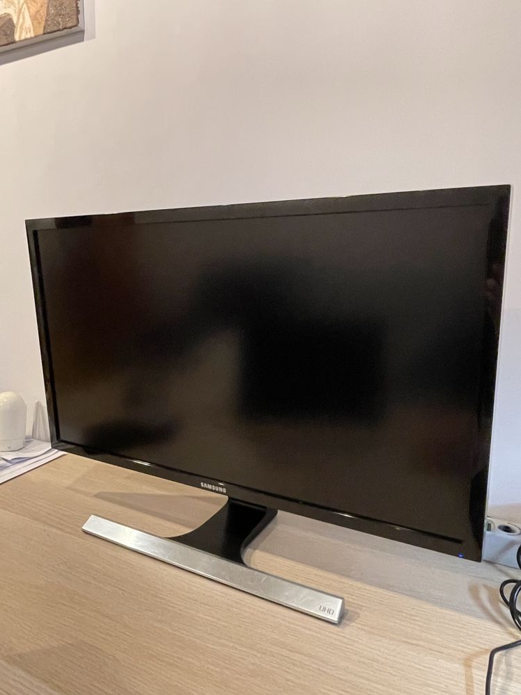 Monitor Samsung u28e590d 28