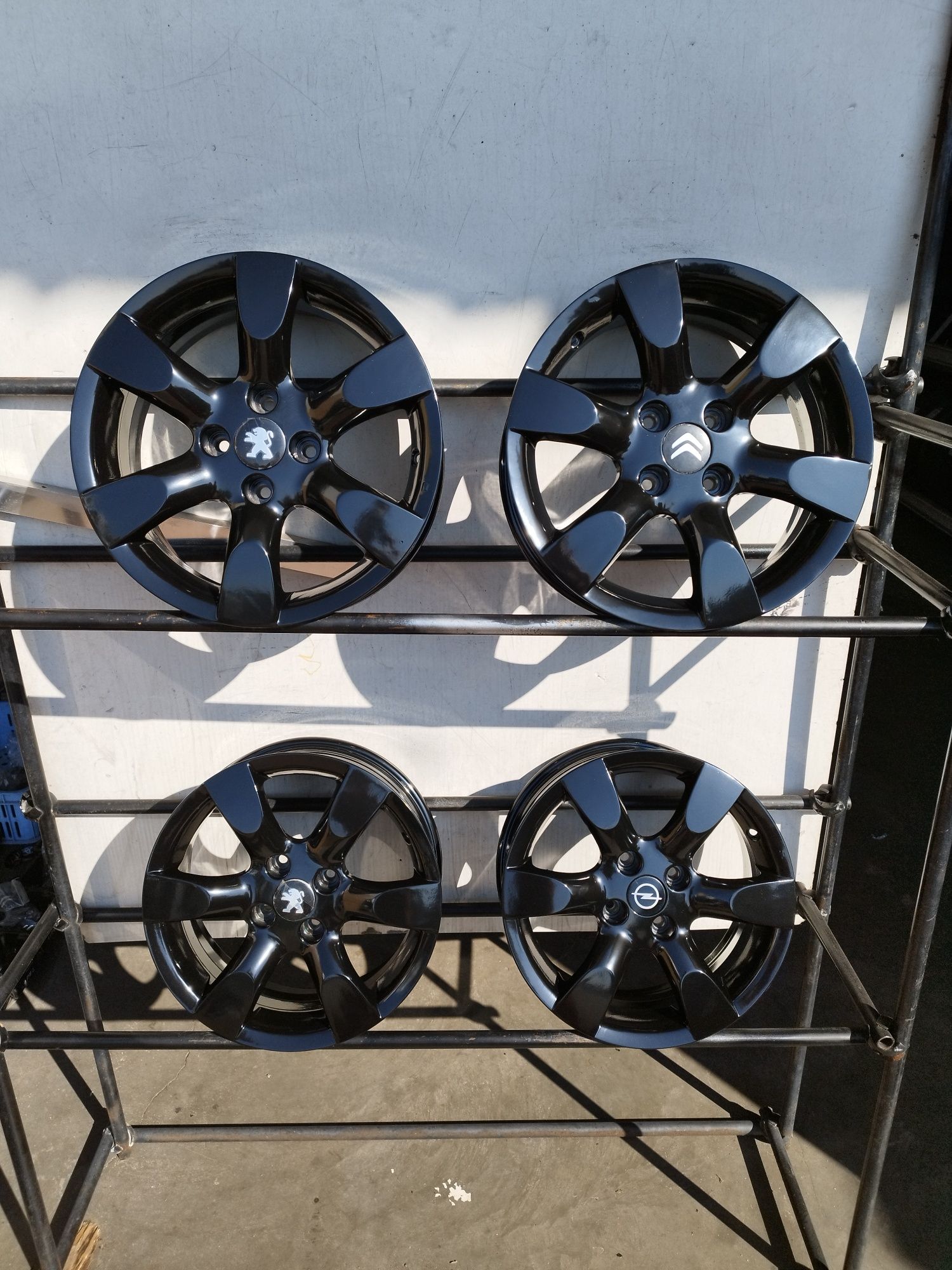 Felgi 16" 4x108 Et 31 6.5j Peugeot Citroen Opel
