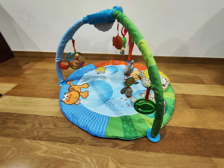Ginásio interativo Bubble Gym da Chicco como novo