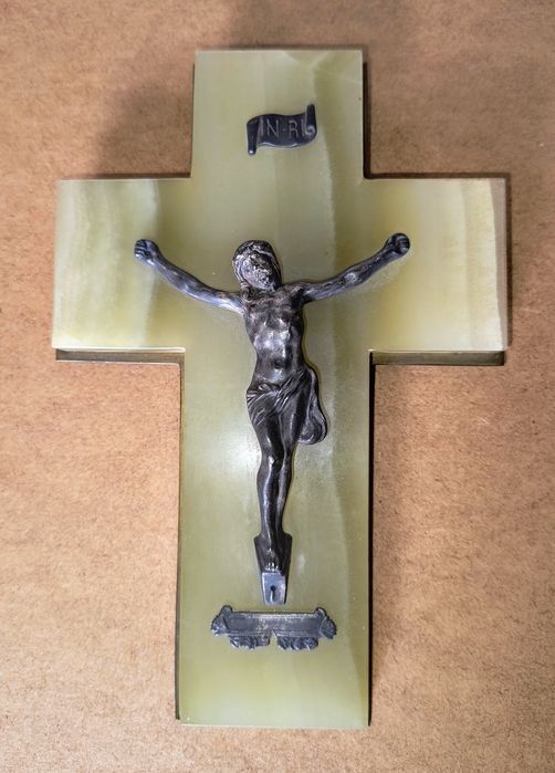 Piękny krzyż z onyksu i mosiądzu XIX/XX w.