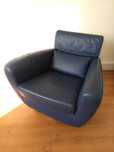 Cadeirão/Poltrona "ligne roset" em Cabedal (côr Azul)