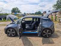 BMW i3 Tyna Klapa Części Drzwi Błotnik Zderzak Felgi Lampa Fotele